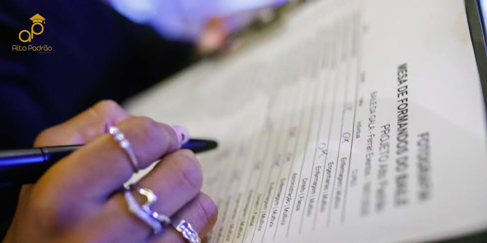 7 Erros Comuns no Planejamento de Formatura e Como Evitá-los